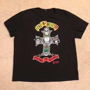 The Concert Tee Guns N Muscles Welcome To The Jungle Adult Size 2XL Guns N Roses